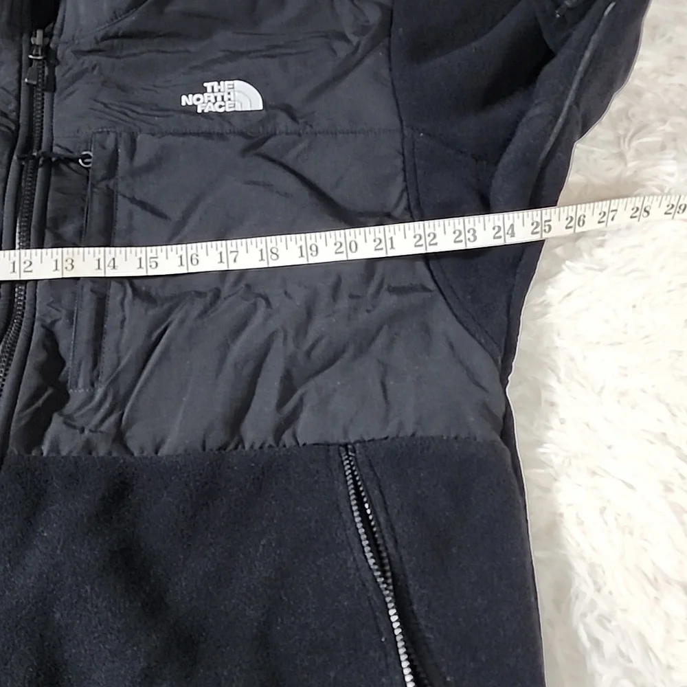 The North Face Polartec Classic 300 Black Full Zip Jacket